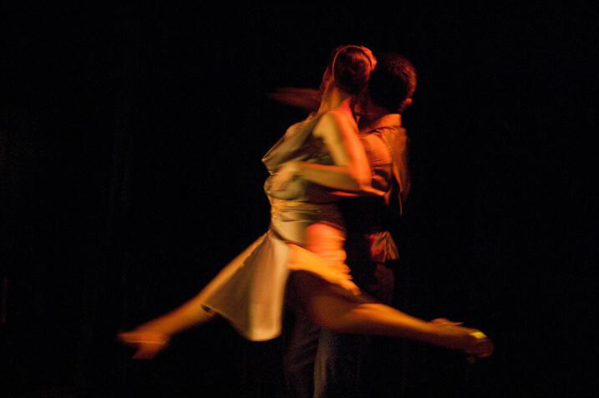 Bona Fide Tango se Sabrinou a Rubénem Veliz
